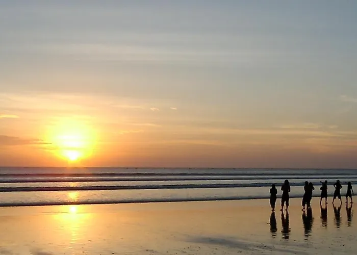 Sh Kuta- 20 Second To The By Micky Hotel