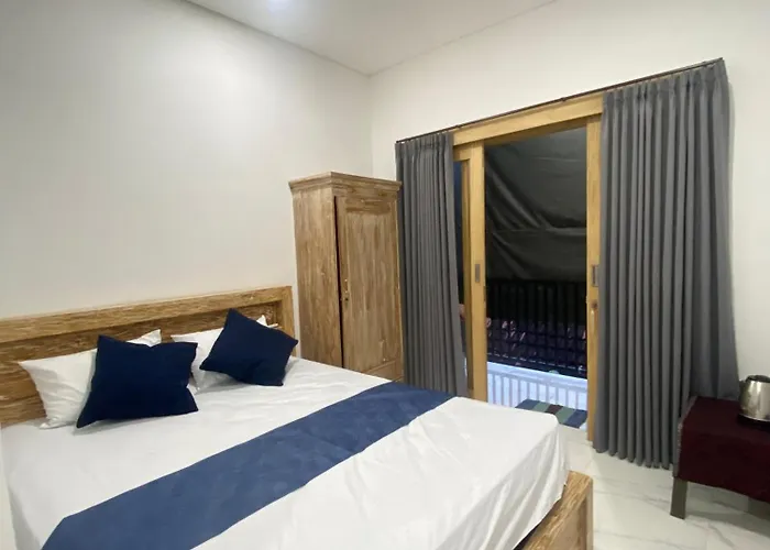 Sh Kuta- 20 Second To The By Micky Hotel Legian (Bali)